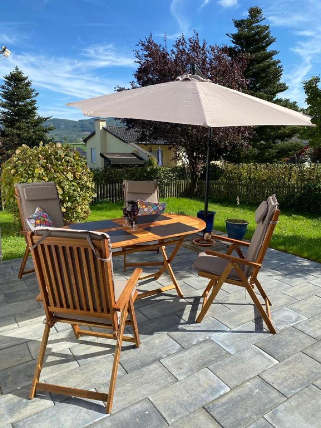 Ferienhaus Glueckspilz Beim Hennesee Meschede Exterior photo